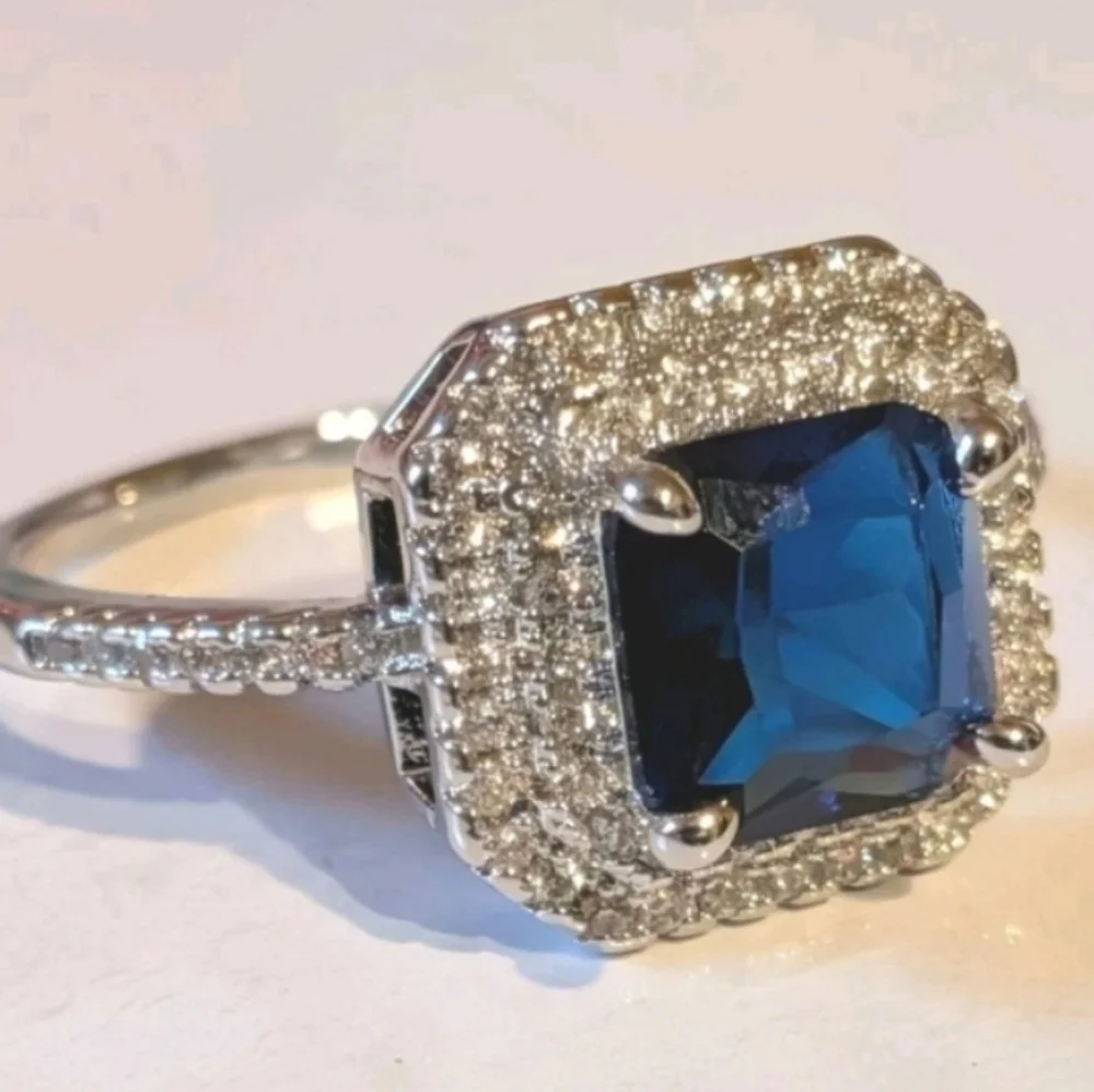 Elegant Blue and Silvery Women's Ring Sz 10